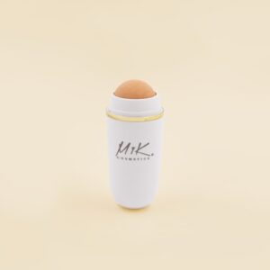 Piedra Volcánica para control de brillo y piel grasa - Compra en MYKcosmetics