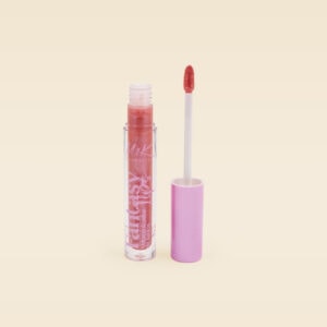 Fantasy Lips - Voluminizador de labios con extractos de clavo y canela, disponible en tonos Sugar, Pink Berry y Hot Coconut. Aumenta el volumen y brillo de tus labios de manera natural.